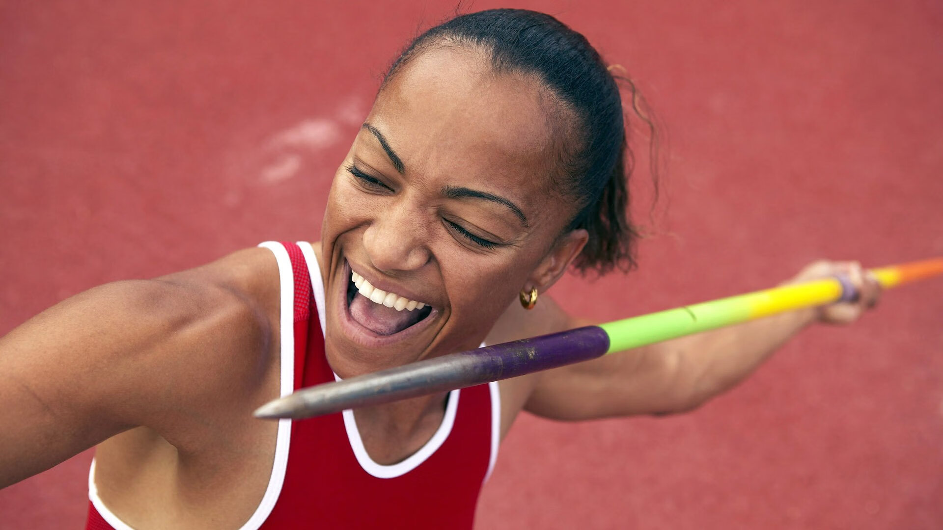 西甲争冠白热化,皇马、巴萨、赫罗纳三强鼎立,谁能问鼎本赛季冠军?