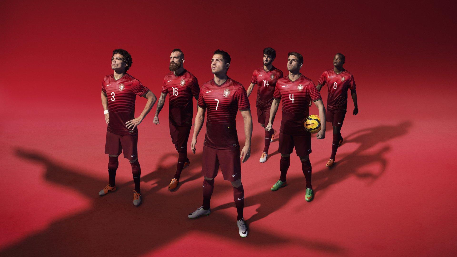 中国游泳队再创佳绩 世锦赛斩获三金两银